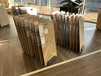 Partij vloer samples met houders - afbeelding 11 van  12