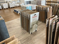 Partij vloer samples met houders - afbeelding 9 van  12