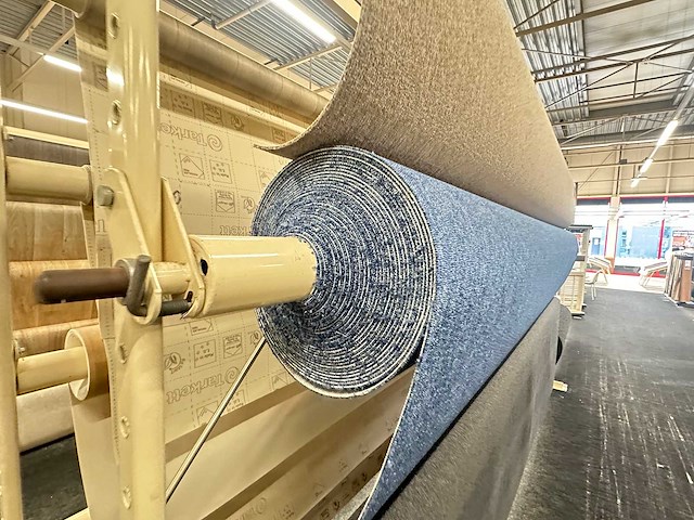 Partij vloerbedekking op rol - afbeelding 2 van  20