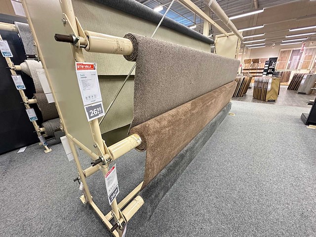 Partij vloerbedekking op rol - afbeelding 6 van  10