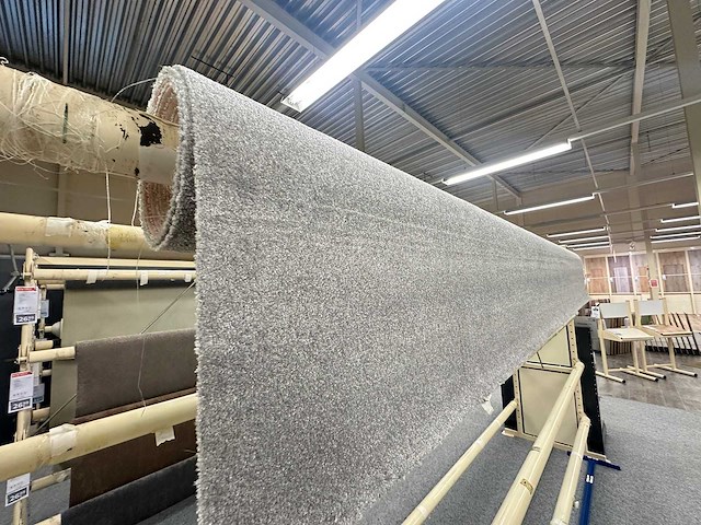 Partij vloerbedekking op rol - afbeelding 7 van  10