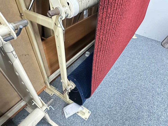 Partij vloerbedekking op rol - afbeelding 6 van  7