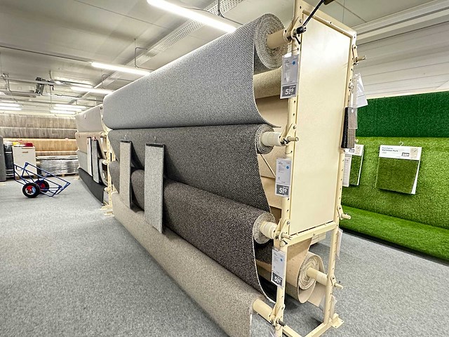 Partij vloerbedekking op rol - afbeelding 12 van  16