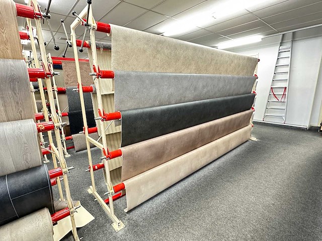 Partij vloerbedekking op rol - afbeelding 1 van  6