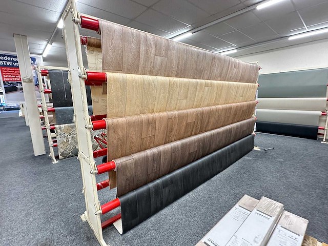 Partij vloerbedekking op rol - afbeelding 1 van  18