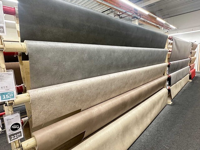 Partij vloerbedekking op rol - afbeelding 3 van  12