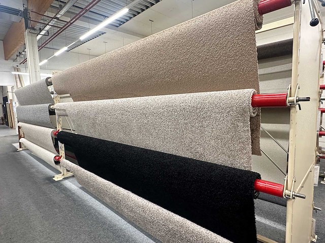 Partij vloerbedekking op rol - afbeelding 10 van  12