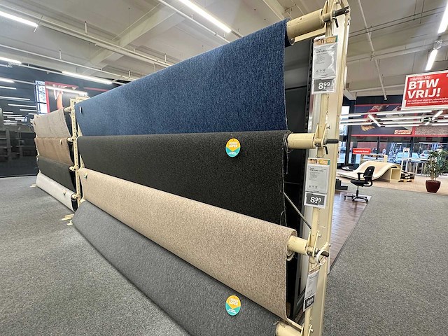 Partij vloerbedekking op rol - afbeelding 3 van  11