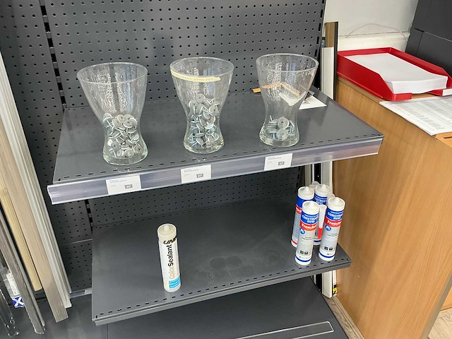 Partij vloeronderhoud artikelen - afbeelding 2 van  8