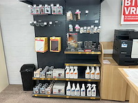 Partij vloeronderhoud en accessoires - afbeelding 1 van  6