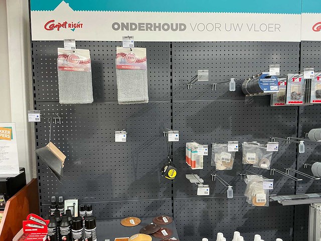 Partij vloeronderhoud en accessoires - afbeelding 3 van  7