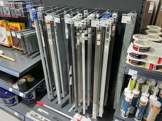 Partij vloeronderhoud producten - afbeelding 3 van  9