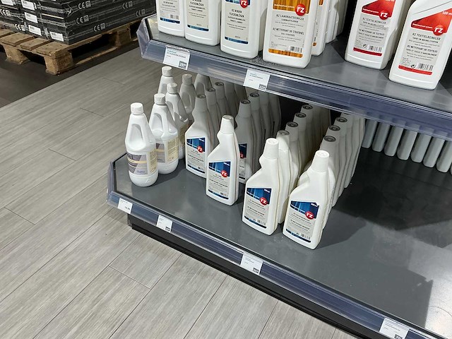 Partij vloeronderhoud producten - afbeelding 9 van  9