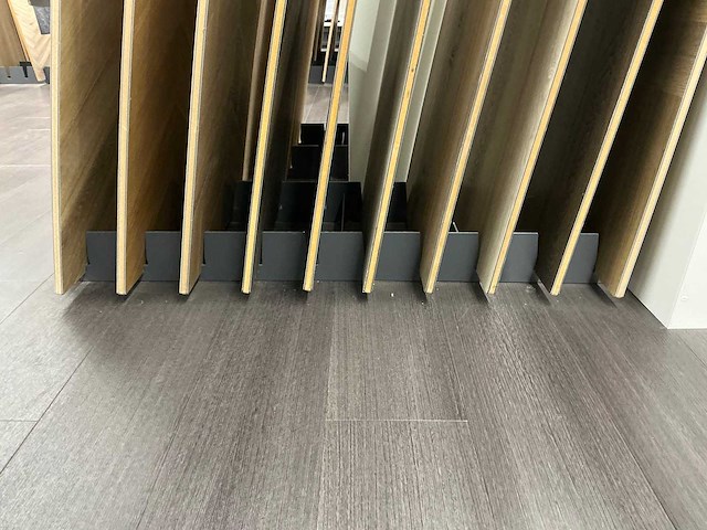 Partij vloersamples incl display - afbeelding 8 van  14