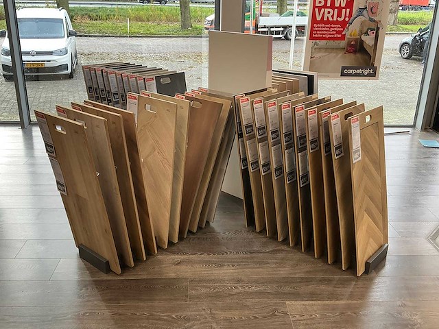 Partij vloersamples incl display - afbeelding 7 van  8
