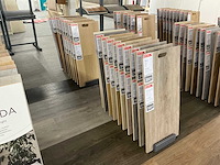 Partij vloersamples incl display - afbeelding 2 van  11