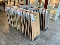 Partij vloersamples met houder - afbeelding 7 van  7