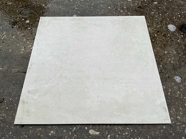 Partij vloertegel (41x) - 60x60 cm - 14,76 m2 - afbeelding 1 van  6