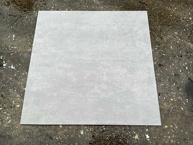 Partij vloertegels (46x) - 60x60 cm - 17 m2 - afbeelding 1 van  5