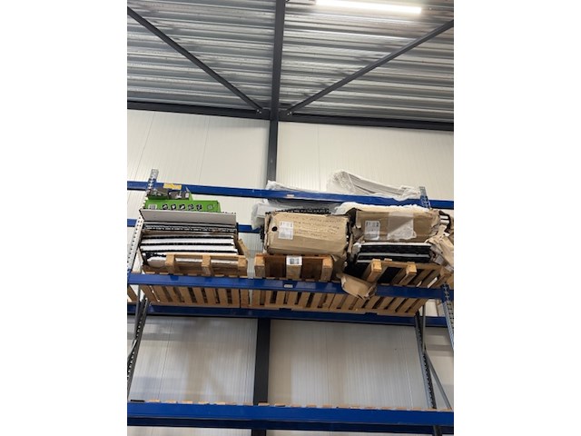 Partij vloerverwarming isolatieplaten en toebehoren o.a. - afbeelding 1 van  18