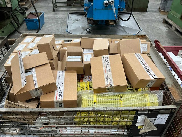 Partij vloerverwarming onderdelen en divers - afbeelding 1 van  8