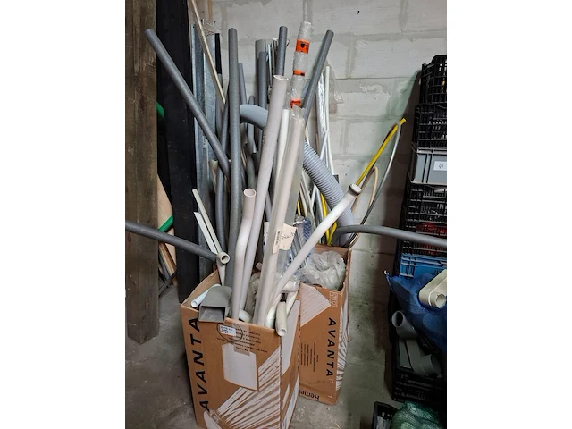 Partij vnl. buisisolatiemateriaal - afbeelding 1 van  5