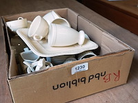 Partij vnl. wedgwood servies delen - afbeelding 1 van  5