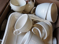 Partij vnl. wedgwood servies delen - afbeelding 3 van  5