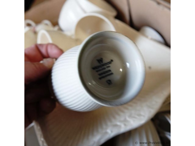 Partij vnl. wedgwood servies delen - afbeelding 5 van  5