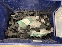 Partij vnl. zonnepaneel montagemateriaal - afbeelding 4 van  5