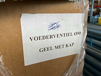 Partij voederventielen ( 90 mm ) - afbeelding 4 van  4
