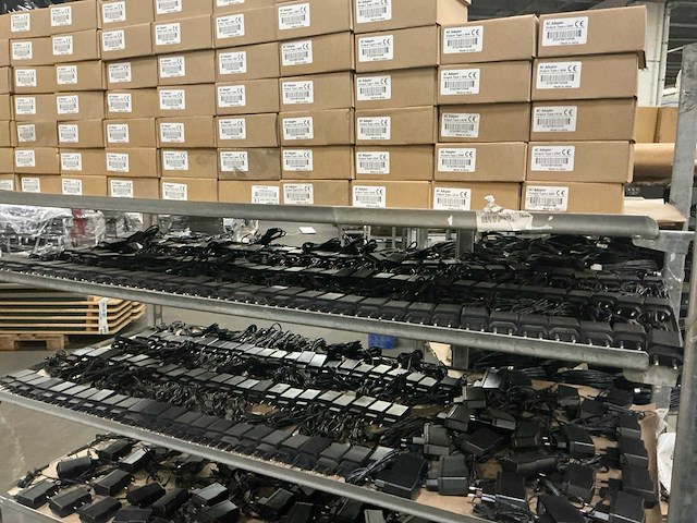 Partij voedingskabels en opladers - afbeelding 6 van  12