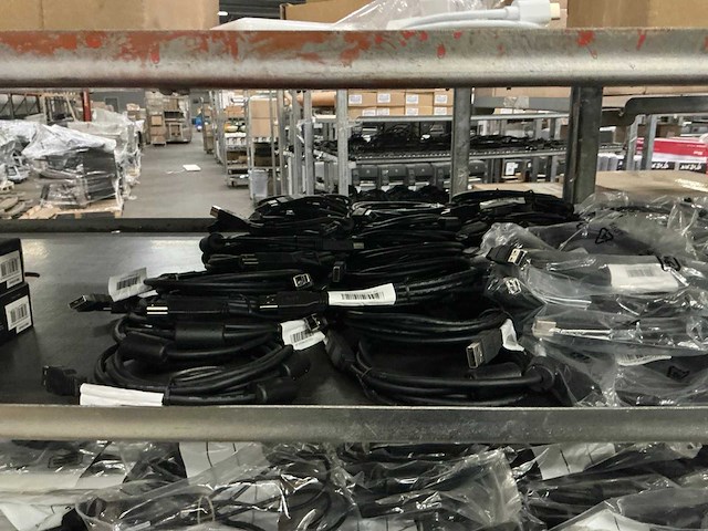 Partij voedingskabels en usb-kabels - afbeelding 7 van  10