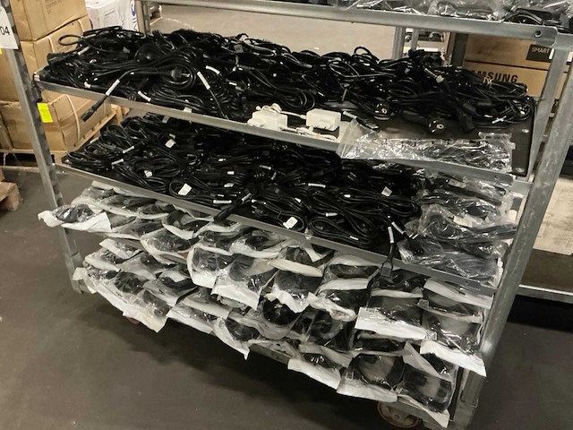 Partij voedingskabels - afbeelding 1 van  9