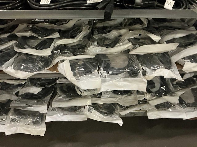 Partij voedingskabels - afbeelding 8 van  9