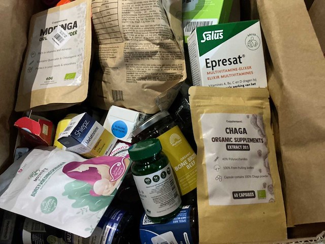 Partij voedingssupplementen - afbeelding 1 van  1
