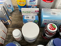 Partij voedingssupplementen - afbeelding 1 van  16
