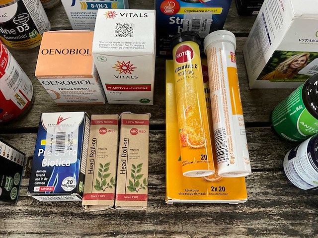 Partij voedingssupplementen - afbeelding 15 van  16