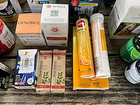 Partij voedingssupplementen - afbeelding 15 van  16