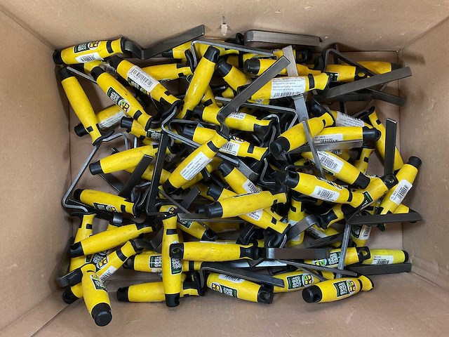 Partij voegijzer 15mm (79x) - afbeelding 1 van  3