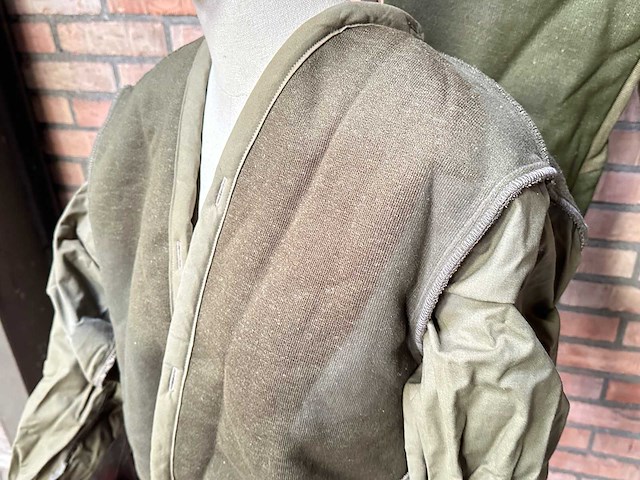 Partij voeringen legerkleding - afbeelding 3 van  5