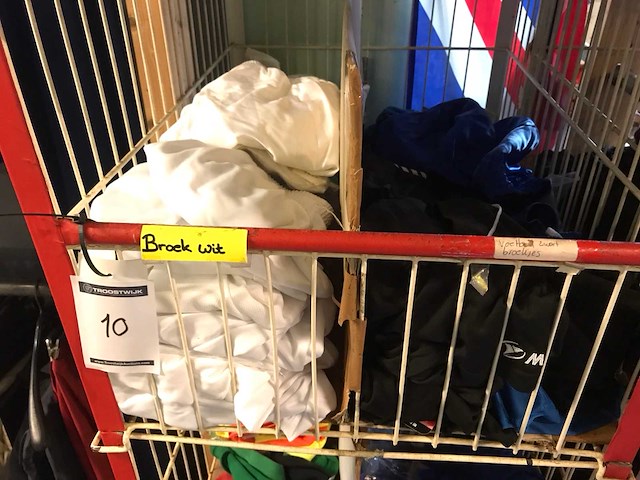 Partij voetbalkleding - afbeelding 3 van  8