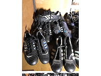Partij voetbalschoenen - afbeelding 2 van  5