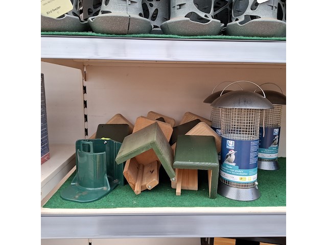 Partij vogelhuisjes en insectenhotels o.a. singing friend, emsa - afbeelding 16 van  52