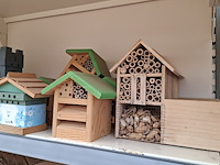 Partij vogelhuisjes en insectenhotels o.a. singing friend, emsa - afbeelding 49 van  52