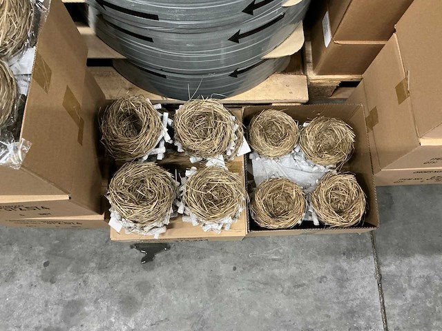 Partij vogelnestjes decoratie (86x) - afbeelding 3 van  4