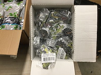 Partij vogelvoer diverse soorten, diversen - afbeelding 2 van  6