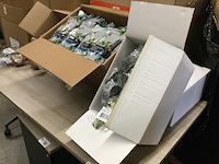 Partij vogelvoer diverse soorten, diversen - afbeelding 5 van  6