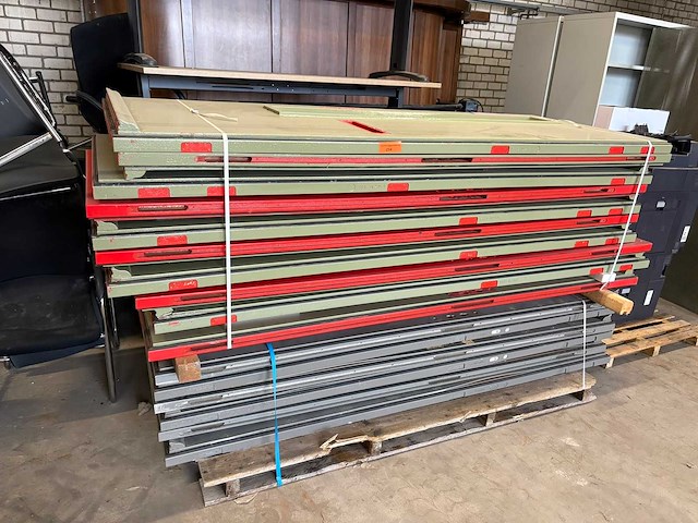 Partij voor, klap & binnendeuren - afbeelding 1 van  6