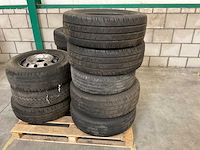 Partij (vracht)autobanden, 11 stuks - afbeelding 4 van  6